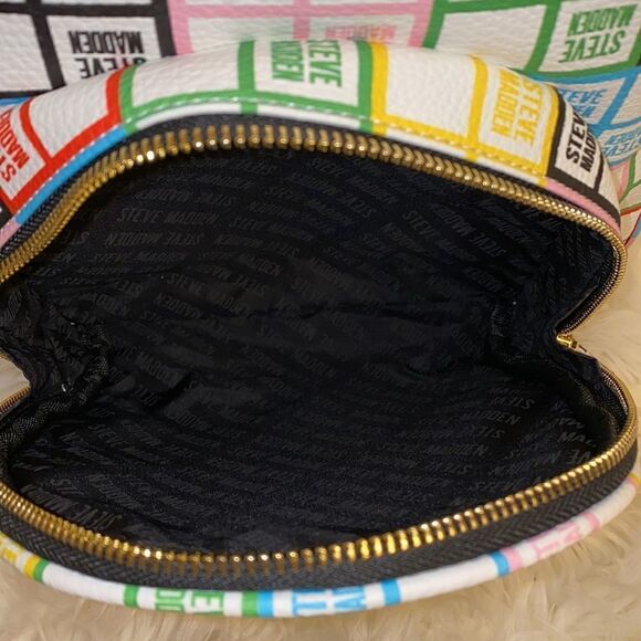 NWT Steve Madden Bjordan White Floral Logo Backpack - w/ Matching Wristlet - Picture 12 of 17